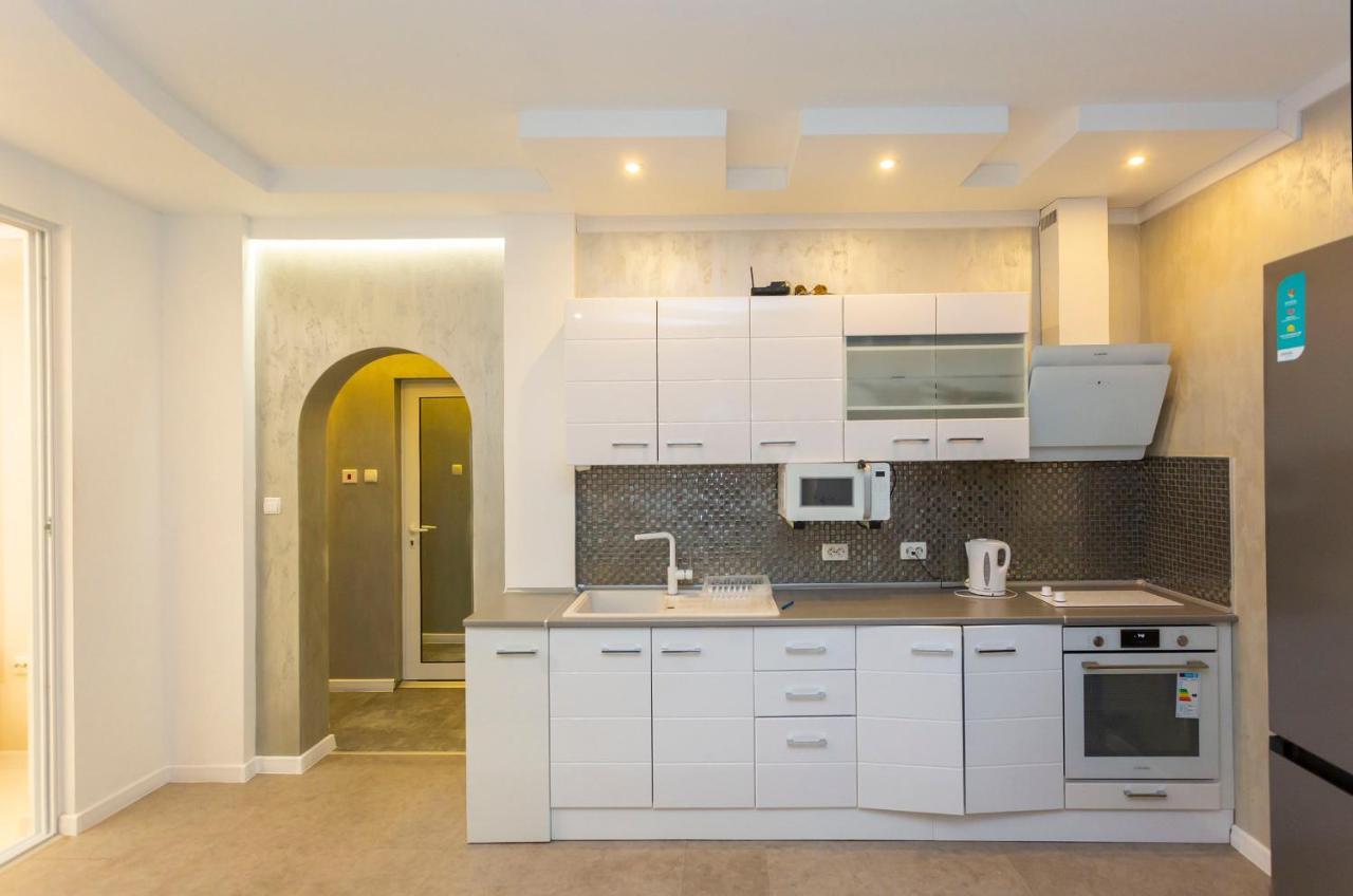 Central Vitosha Apartment صوفيا المظهر الخارجي الصورة